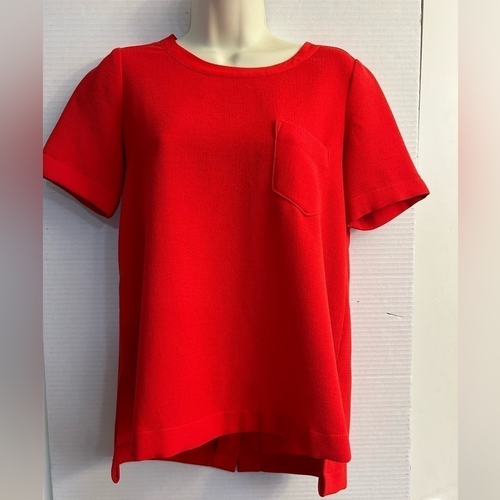 Madewell XS top vibrant deep orange/red. Silktrim button up back high low hem M6